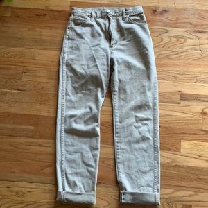 Wrangler vintage tan jeans, mid/high rise, straight leg fit